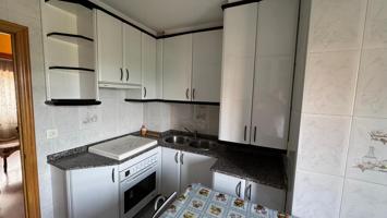VENDO PISO CÉNTRICO 4 DORMIT. Y 2 BAÑOS photo 0