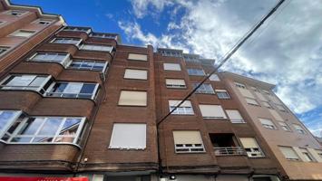 VENDO PISO ZONA ALTA 4 DORMITORIOS Y GARAJE photo 0