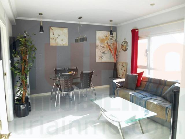 Piso de 3 dormitorios muy luminoso, con 2 baños y vestidor photo 0