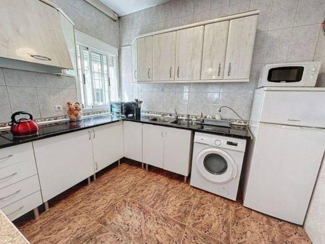 Venta de piso en Almería Capital photo 0