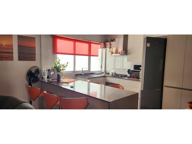 Venta de piso en Almería Capital photo 0