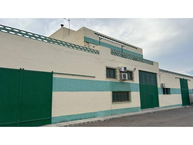 Alquiler de Nave Comercial en Almería Capital photo 0