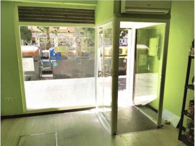 LOCAL COMERCIAL A UNOS PASOS DE LA CASA DE LA SALUD photo 0