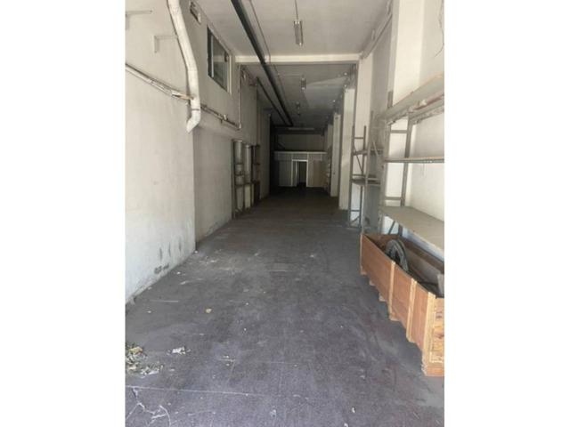 AMPLIO LOCAL CON TECHOS ALTOS EN PATRAIX photo 0