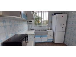 ESTUPENDO CHALET EN LLOMBAI photo 0