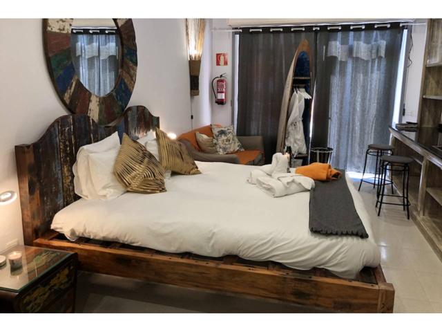 Local en venta en Los Ancones photo 0