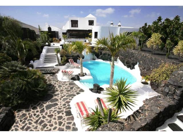 Chalet en Tahiche photo 0