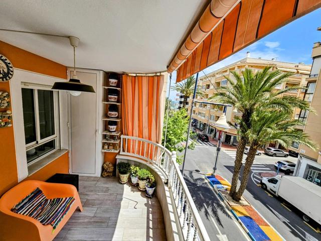 Piso en venta en La Avenida de las  Habaneras  Curva de Palangre photo 0