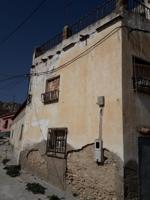 *Se Vende Casa en Baza, Granada – Oportunidad de Reforma Total photo 0