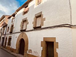 Casa del siglo XVII en venta al centro de Castellterçol photo 0