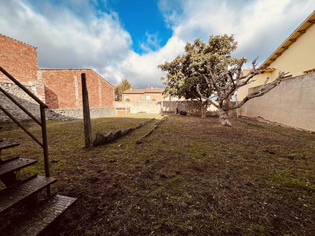 Casa del siglo XVII en venta al centro de Castellterçol photo 0