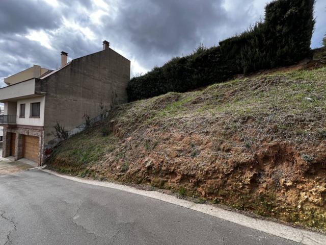 OPORTUNIDAD PARA PROMOTORES - TERRENO EDIFICABLE EN SANT FELIU DE CODINES photo 0