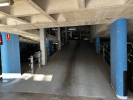 Garaje en alquiler en Sant Feliu de Codines photo 0