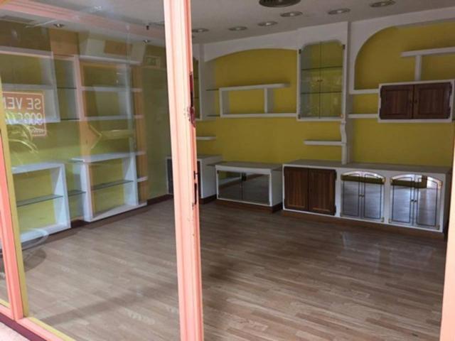 Local comercial en alquiler photo 0
