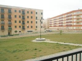 PISO DE 2 DORMITORIOS, CON GARAJE Y TRASTERO. PARA ENTRAR A VIVIR. SIN BARRERAS ARQUITECTÓNICAS. photo 0