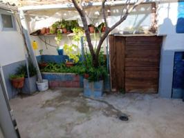 CASA DE PLANTA BAJA. PARA ENTRAR A VIVIR. SIN GASTOS DE COMUNIDAD. photo 0