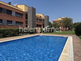 Ático duplex con dos terrazas y picina comunitària a pocos metros de la playa photo 0