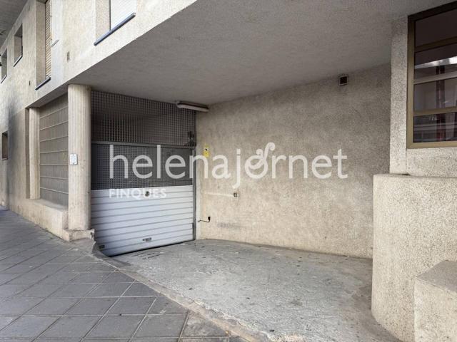 Parking situado en calle Sant Antoni photo 0