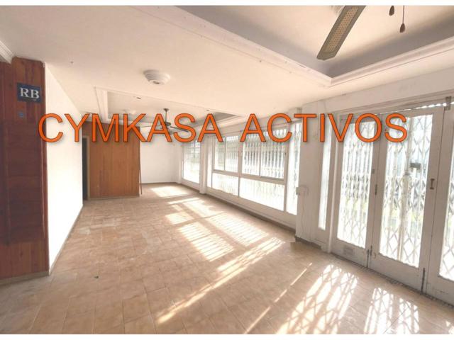 Local en venta en FENALS photo 0