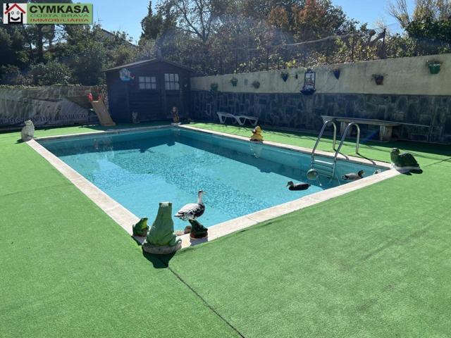 Casa en venta en URB. AIGUAVIVA PARC photo 0