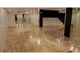 Local en venta en Eixample photo 0