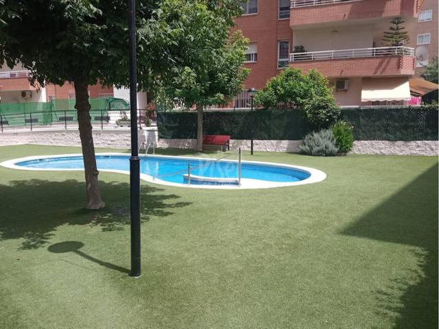 Venta de Piso (en un amplio Bajo) en Salou photo 0