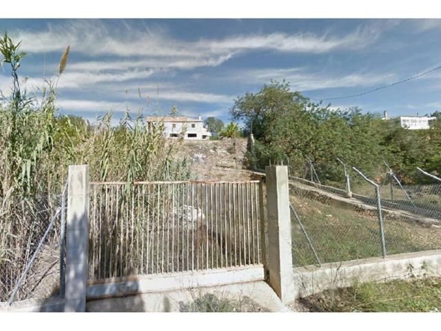 CASA CON TERRENO EN TORTOSA photo 0