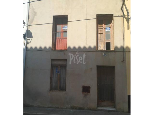 Casa en venta en c. montsia, 44, Ulldecona, Tarragona photo 0