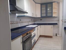 Piso con gran potencial en Cunit photo 0