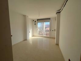Piso en venta en La Pobla de Mafumet photo 0