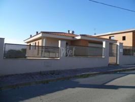 Casa unifamiliar en Sant Esteve Sesrovires – Ideal para familias photo 0