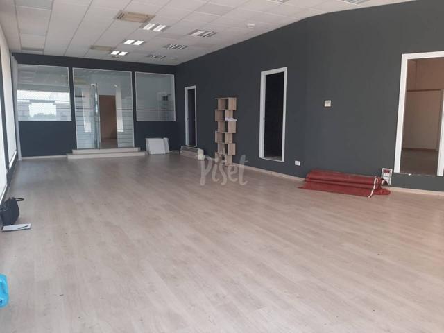 Local Comercial de 280 m² en Sant Pere i Sant Pau – Con salida de humos y oficina photo 0