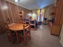 Casa en el centro de Reus – 5 plantas, 200 m², lista para entrar a vivir photo 0