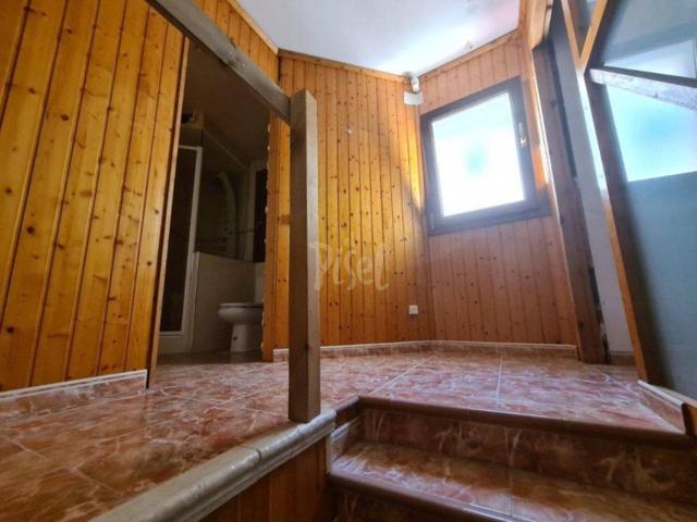 Casa en venta en el casco urbano de Tortosa – 184 m² photo 0