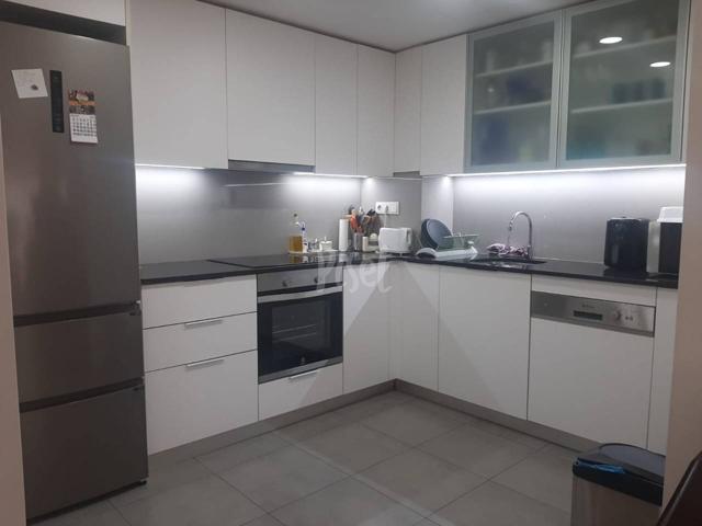 🏡 ¡Oportunidad! Piso exterior muy soleado con 2 habitaciones dobles (una en suite) – 225.000 € photo 0