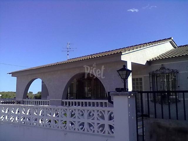 Casa en venta en El Catllar photo 0