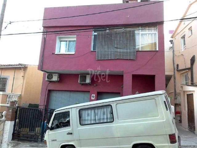 Amplia vivienda en Sant Vicenç dels Horts – Barcelona photo 0