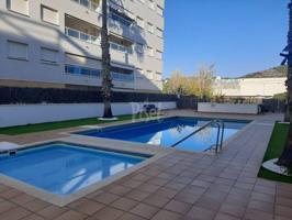🏖️ Exclusivo piso con piscina y garaje en Calafell – a pasos del mar y con todo el confort photo 0