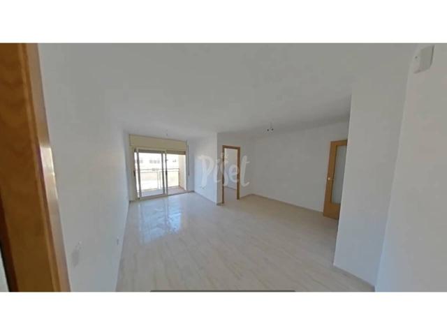 PIso en Mont-Roig del Camp photo 0