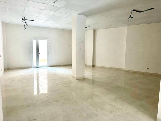 Local comercial a estrenar junto al Mercado de Pere Garau – Palma photo 0