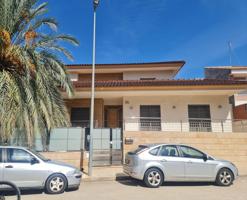 MAGNIFICO CHALET PRIMERAS CALIDADES photo 0