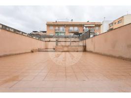 Piso en venta en Sant Vicenç de Castellet photo 0