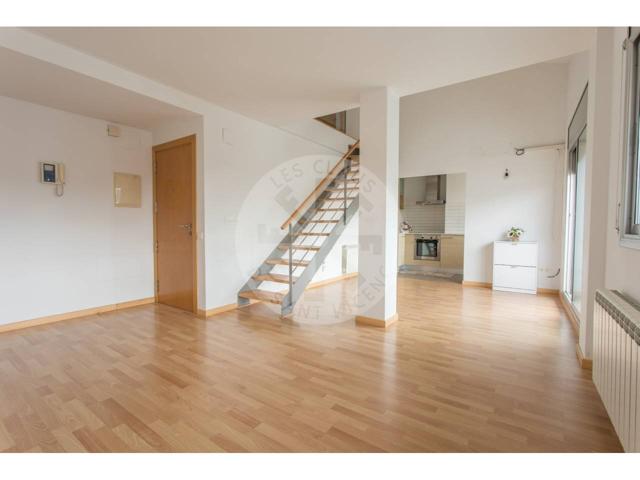 Dúplex en venta en Sant Vicenç de Castellet photo 0