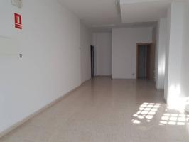 Local comercial en alquiler en Sant Vicenç de Castellet photo 0