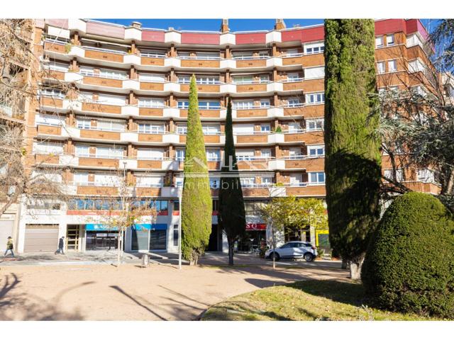 Piso en venta en el Centro de Vic photo 0