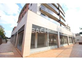 Local comercial en alquiler zona El Nadal photo 0