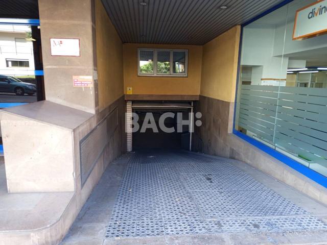 Parking en venta en la Ronda Camprodon de Vic photo 0