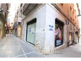 Local comercial en alquiler en Centre Històric photo 0