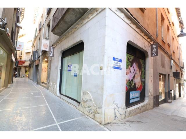 Local comercial en alquiler en Centre Històric photo 0