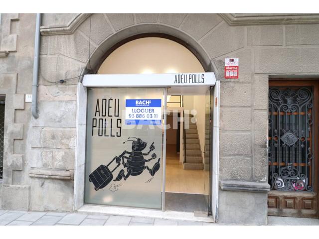 Oportunidad de negocio en el centro de Vic: local comercial en Rambla Hospital photo 0